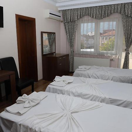 Hotel Leo Peje Luaran gambar