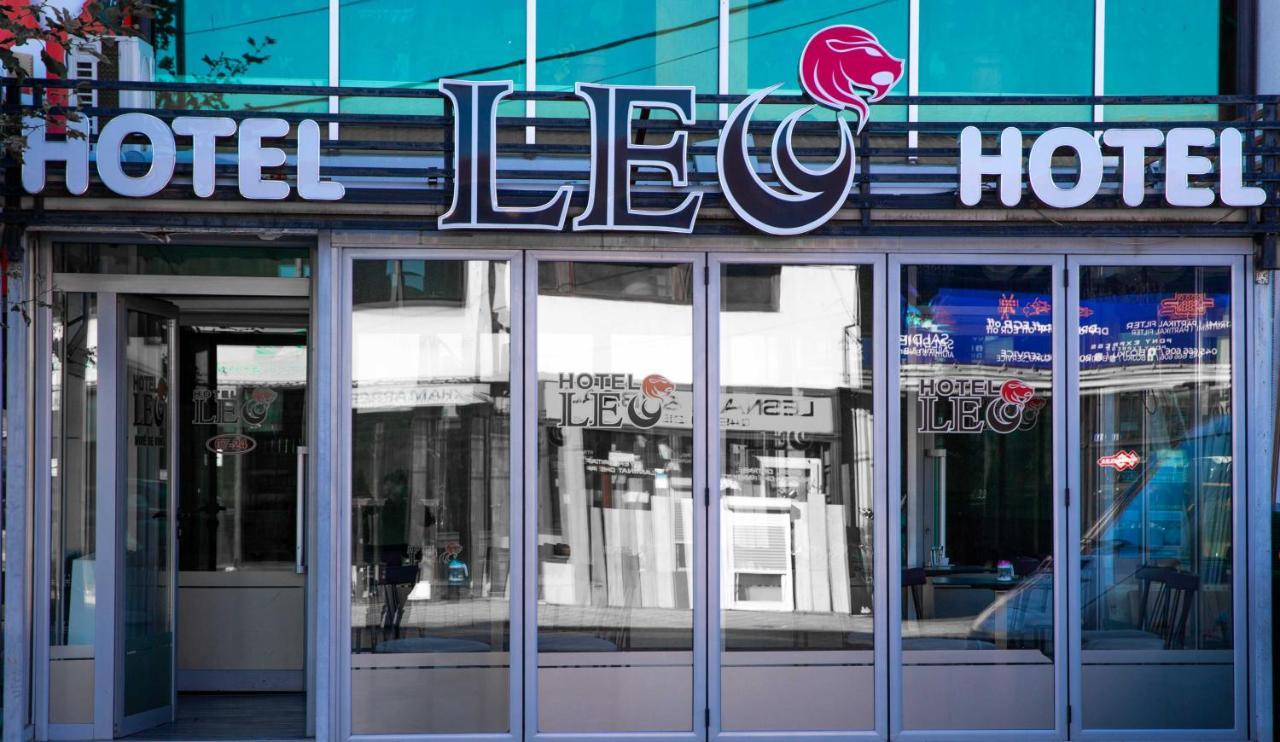 Hotel Leo Peje Luaran gambar